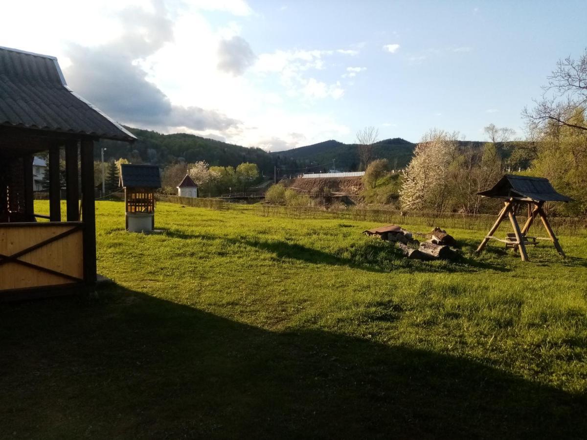 Садиба Федорчуків Гірська Хатина Sheshory Exteriör bild
