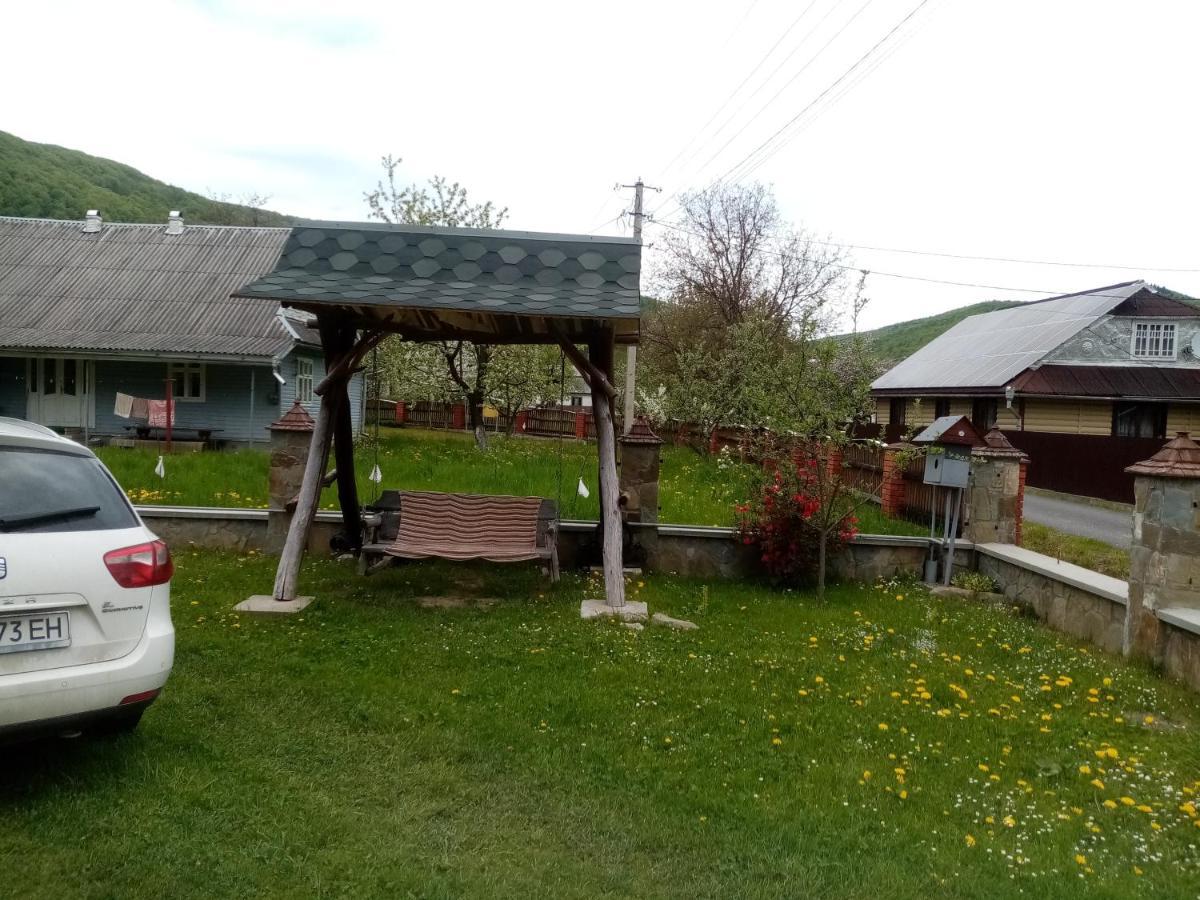 Садиба Федорчуків Гірська Хатина Sheshory Exteriör bild